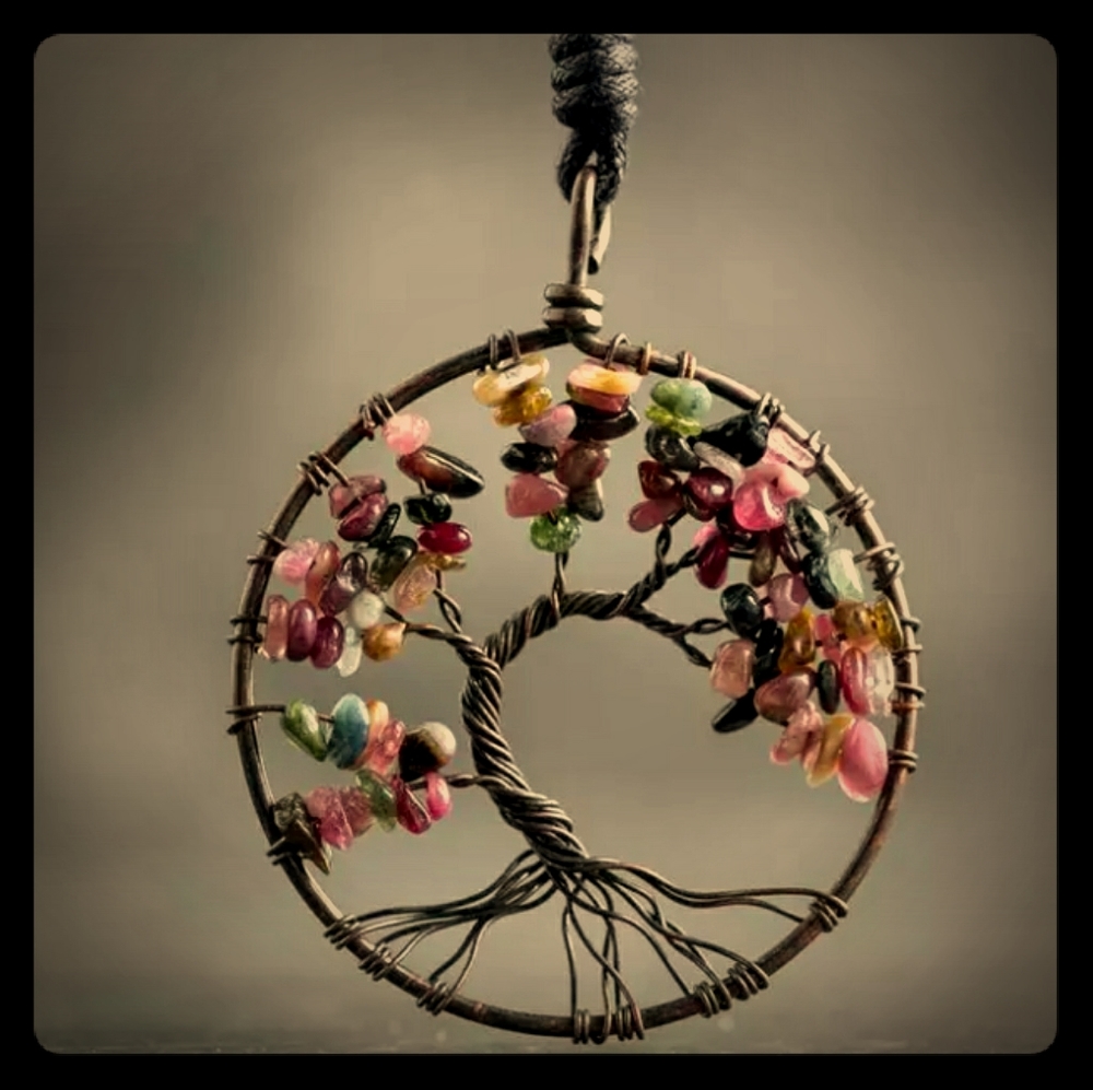 Tree Of Life Pendant Necklace - Picture 2 of 6